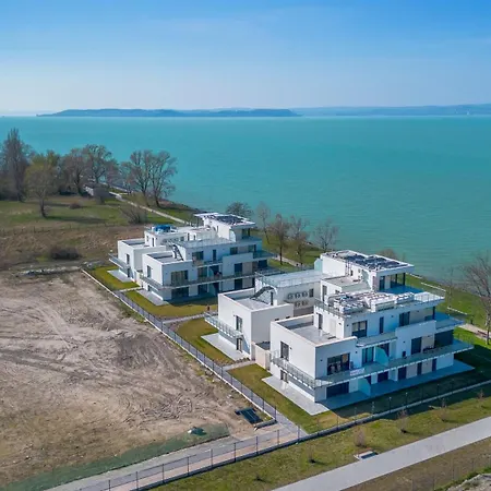 Apartment Myflat Sunset Beach77 Premium